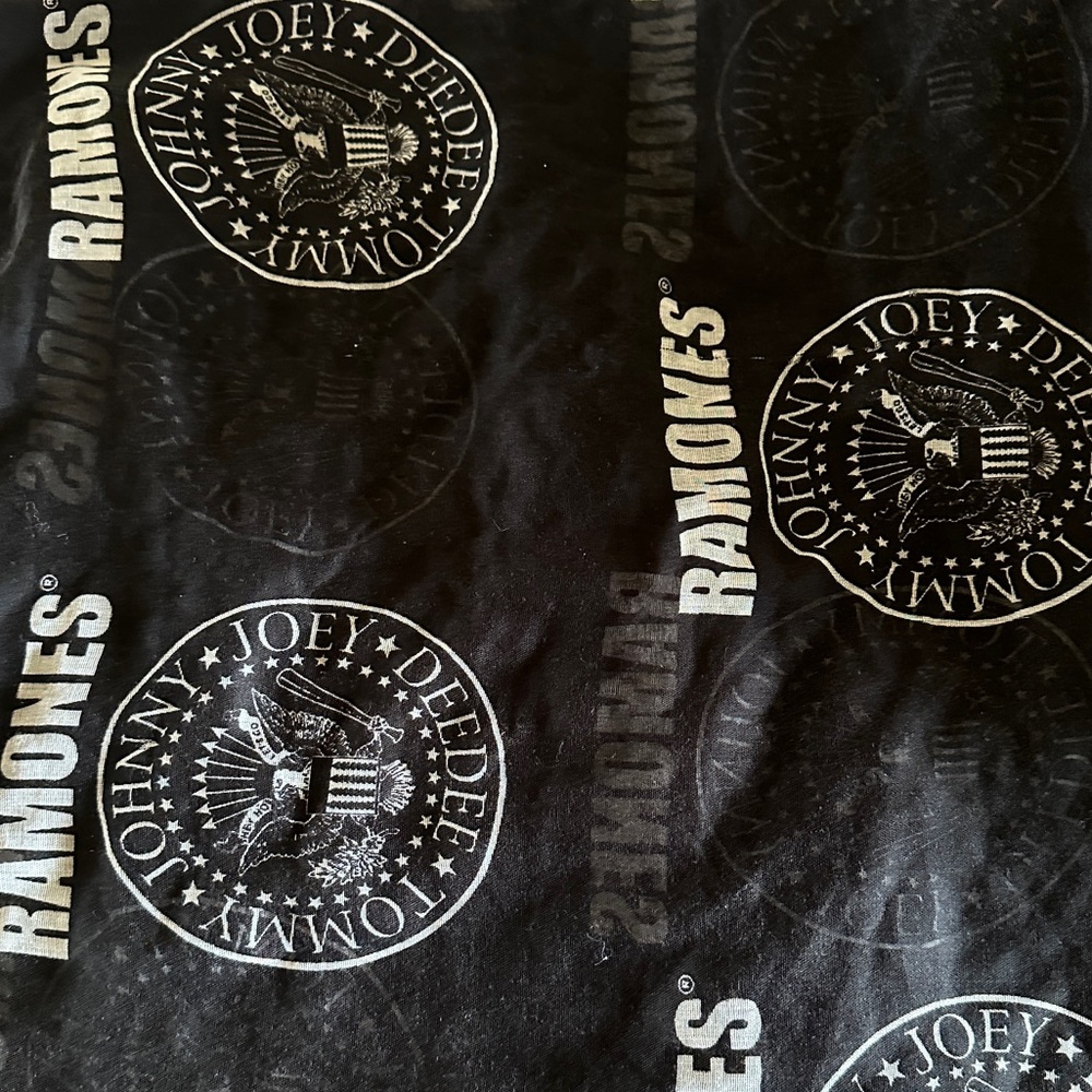 Ramones scarf XL